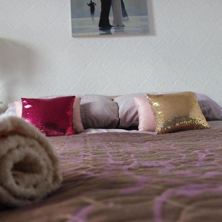 Mother-In-Law Guest House Hotel Leeds Leeds  Kültér fotó