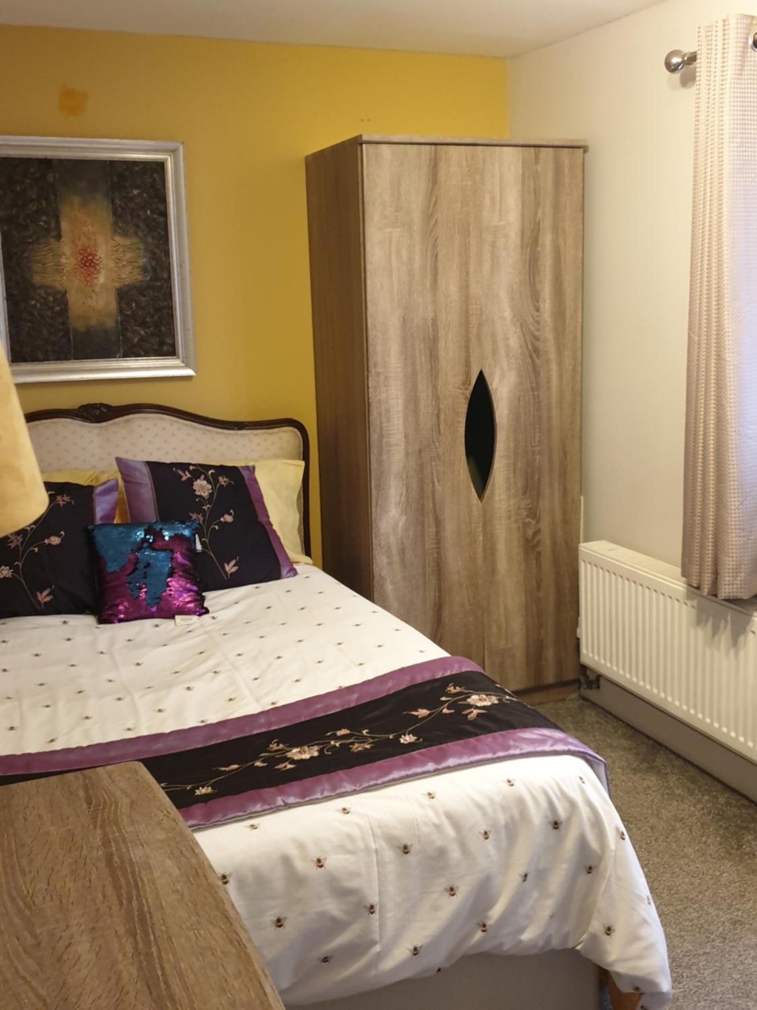 Mother-In-Law Guest House Hotel Leeds Leeds  Kültér fotó